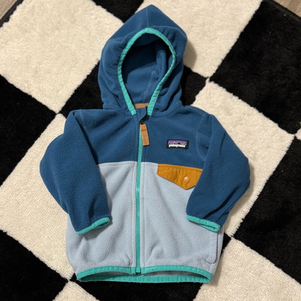 Patagonia Kids Teal and Light Gray Fleece Hoodie